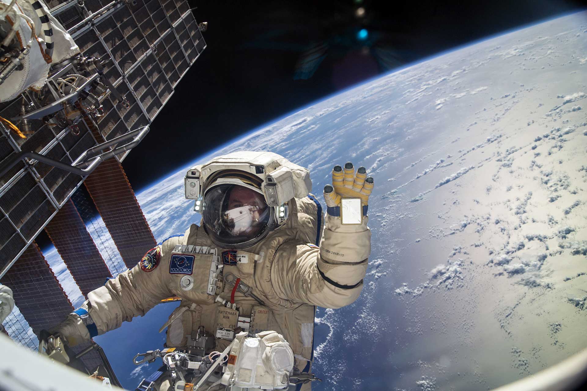 Chat-Stronautes drôle Chat astronaute en combinaison spatiale